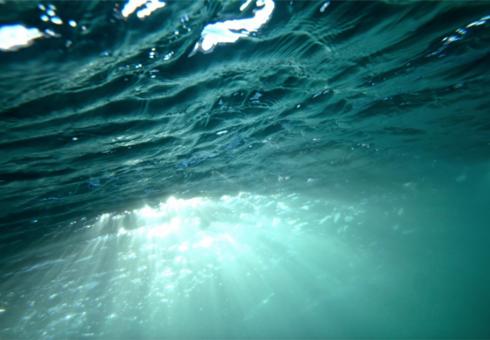  ocean-light_0_PHOTO.jpg 