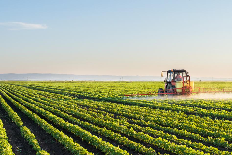  2018-outlook-cover-crop.jpg 